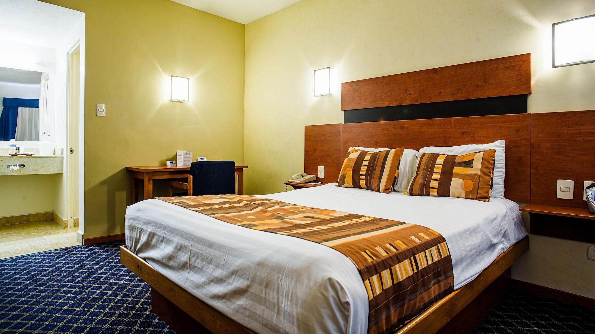 American Inn Hotel & Suites Parral Kültér fotó