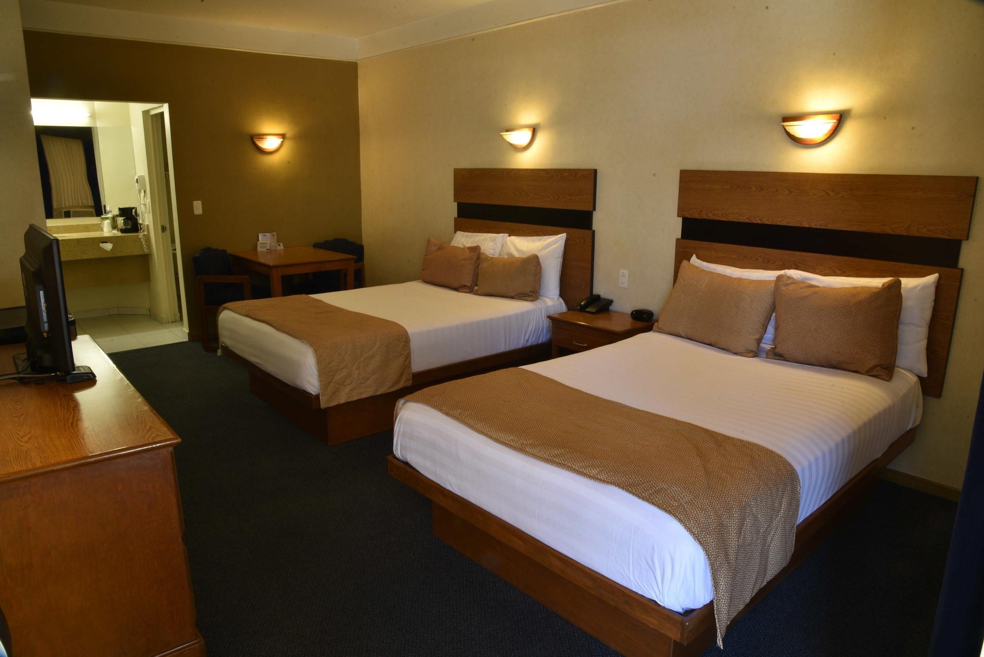 American Inn Hotel & Suites Parral Kültér fotó