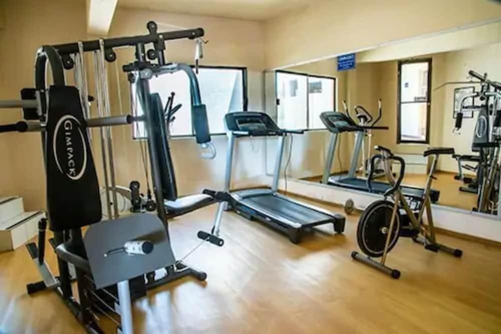 American Inn Hotel & Suites Parral Kültér fotó